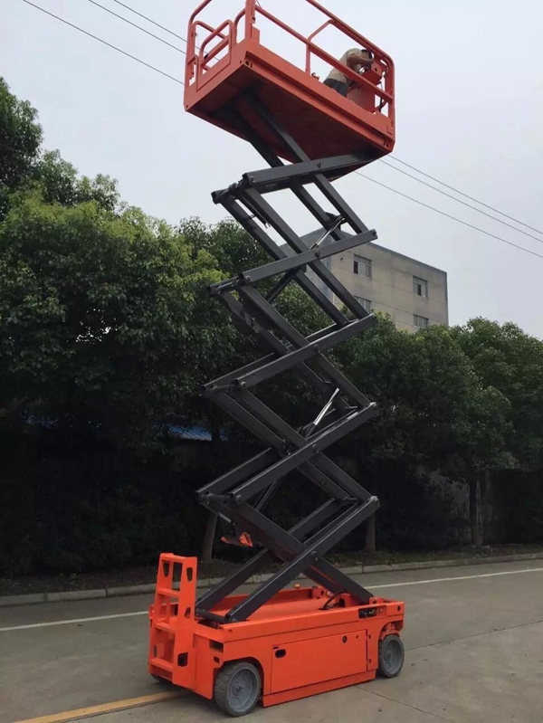 如何減輕小型升降平臺(tái)的晃動(dòng)？